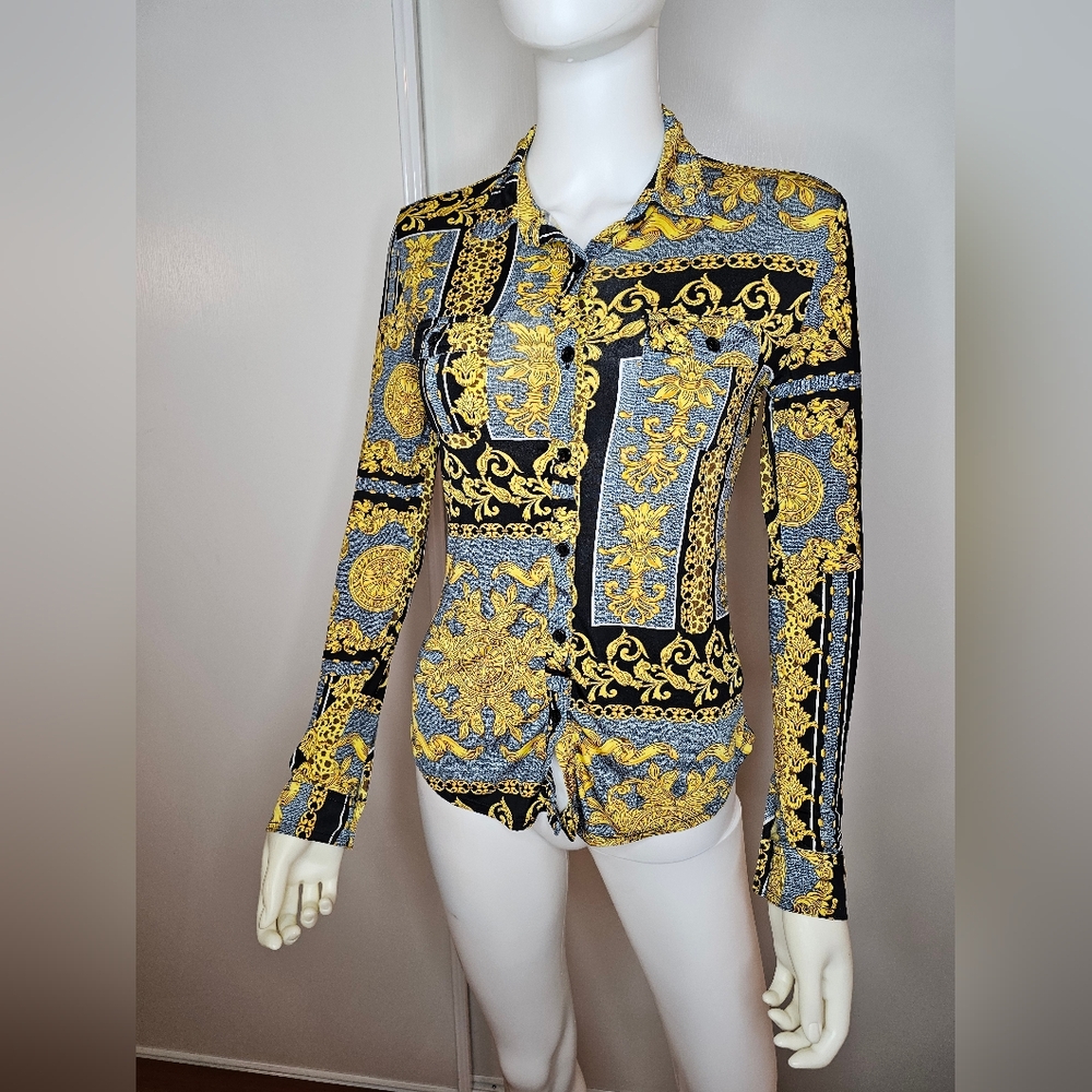 Womens Chain Printed Black/Gold Long Sleeve Collar Button Up Size S